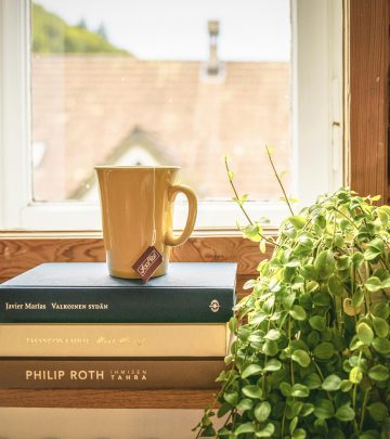 Tips to get rid of fish moths in your clothes and books
